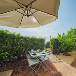 Il Pino By Tuscanhouses Apartman Camaiore
