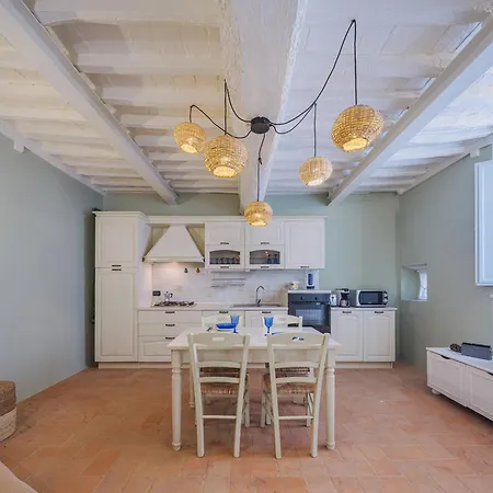 Il Pino By Tuscanhouses *